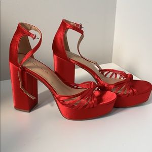 NEW never worn red Who, What, Wear heels (7.5)